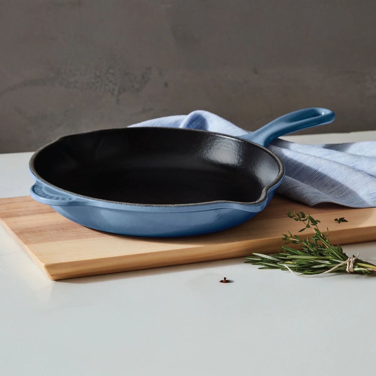 Traditional Round Skillet