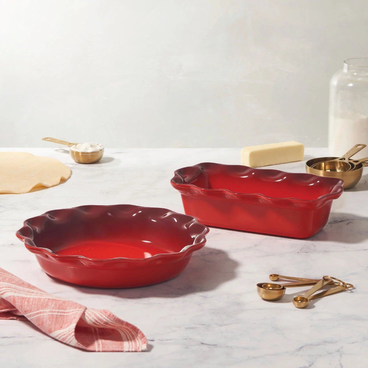 Heritage Pie Dish and Fluted Loaf Pan Set